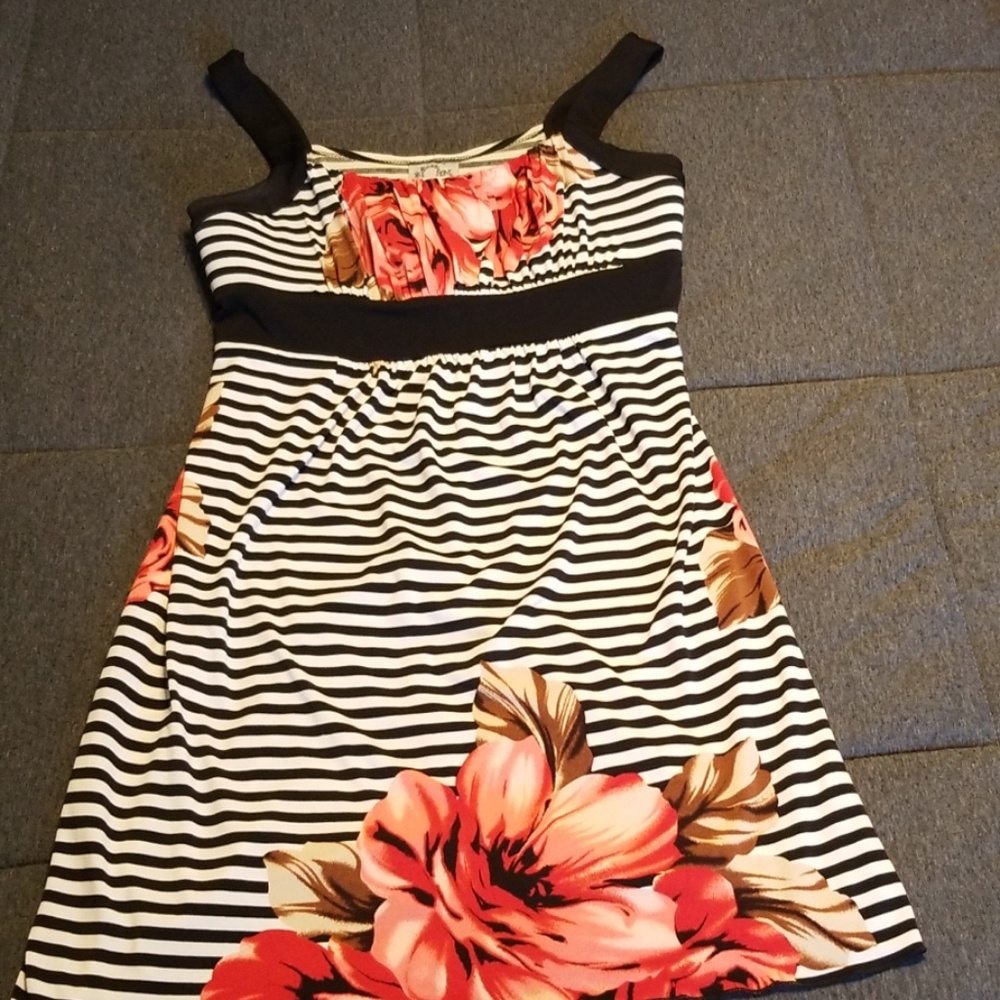 Black and white dress
